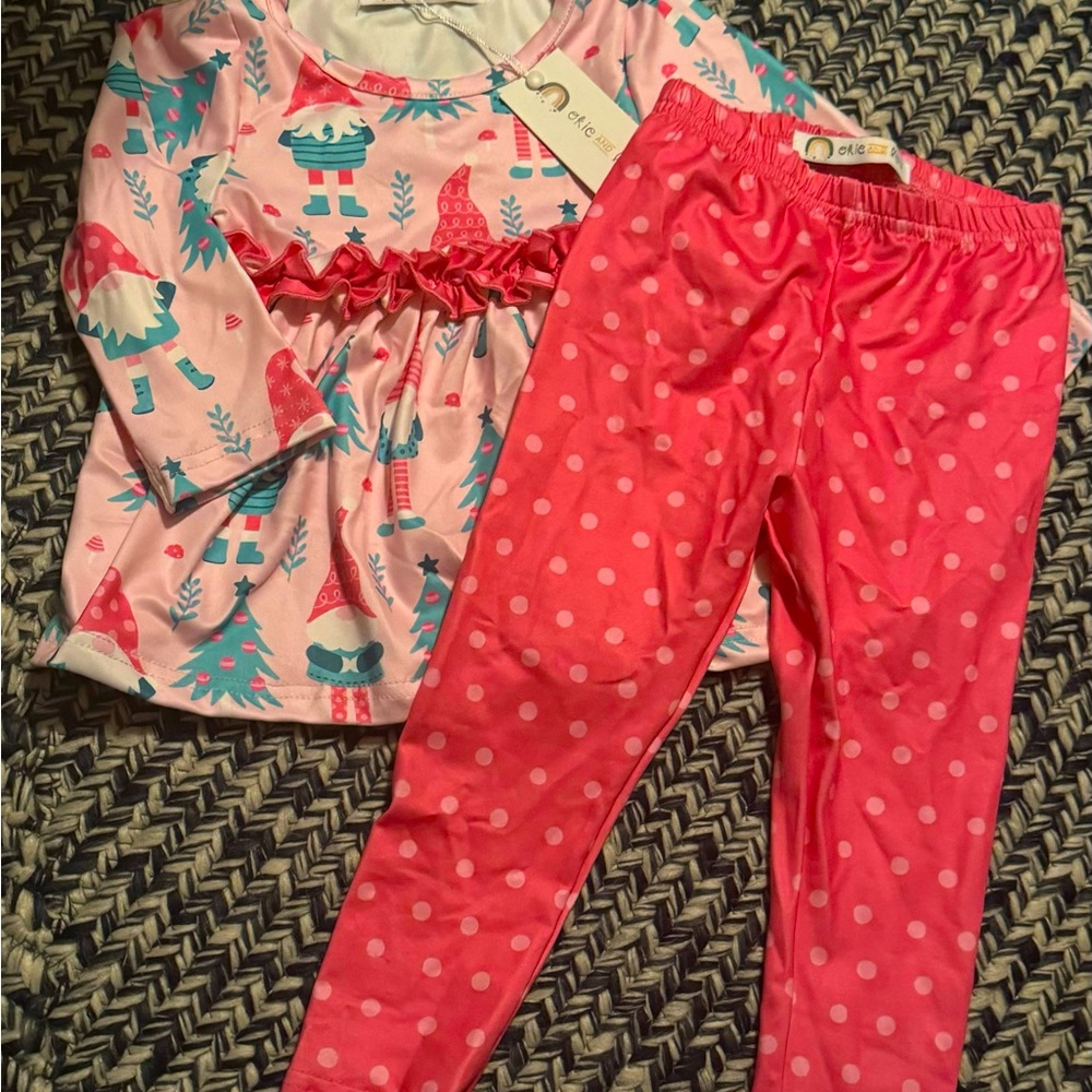 Okie and Lou NWT Christmas Elf Set
